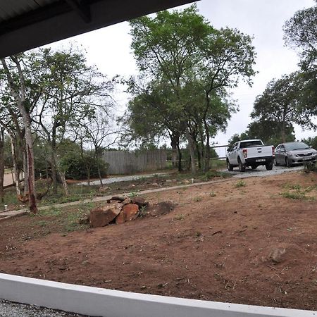 Hazyview Buffalo Game Lodge Bagian luar foto